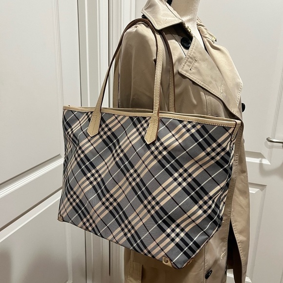 BURBERRY BLUE LABEL NOVA CHECK TOTE - Picture 15 of 15